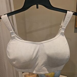 Cadenshae Ultimate Bra Size 18/Large Busty Nursing Maternity Sports Bra Whisper